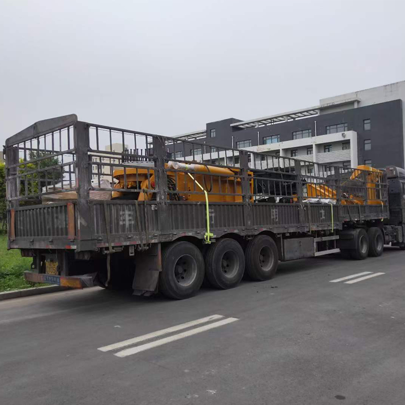 中重智能一臺(tái)掘進(jìn)機(jī)發(fā)往河南平頂山